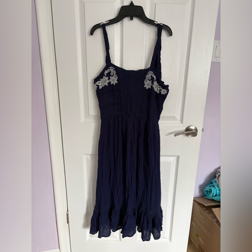Design Lab Navy Blue Embroidered Dress size M